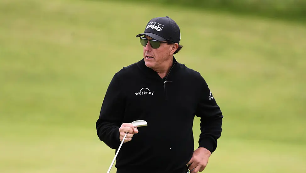 Defending Champion Phil Mickelson Withdraws From Us Pga Championship