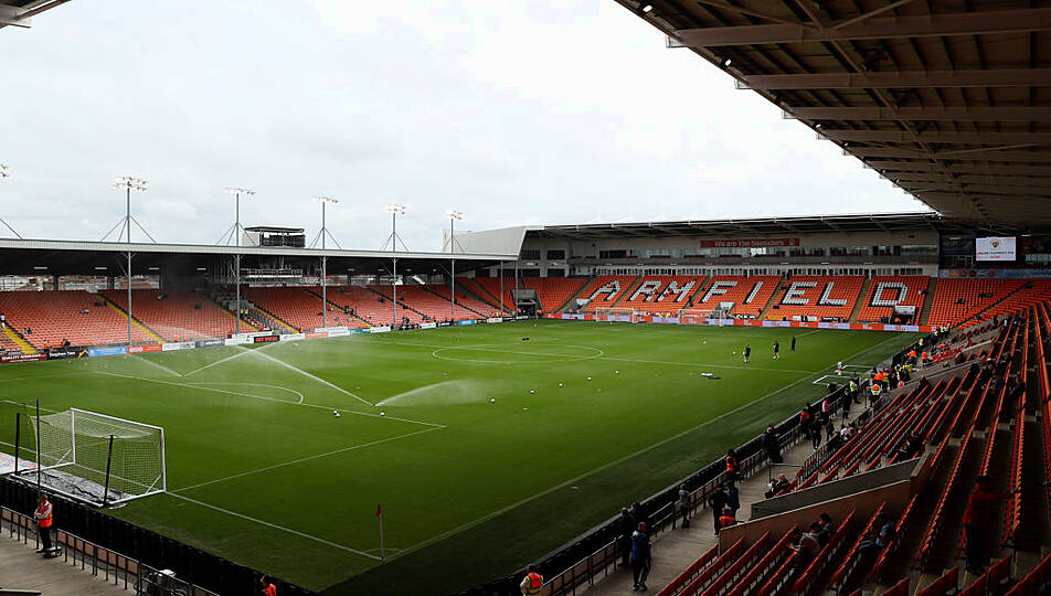 Blackpool's Jake Daniels is first UK male footballer to come out as gay ...