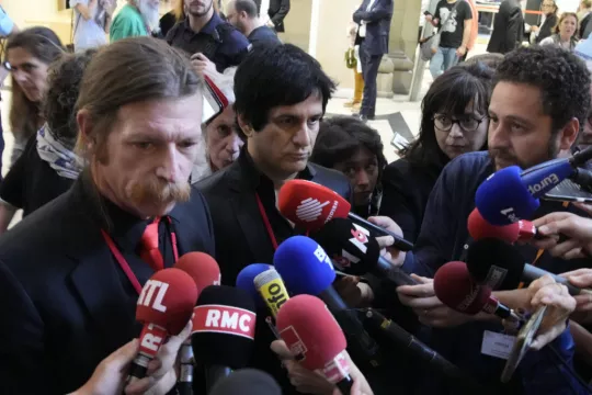 Eagles Of Death Metal Members Tell Court Of Death Of ‘Friends’ In Paris Attack