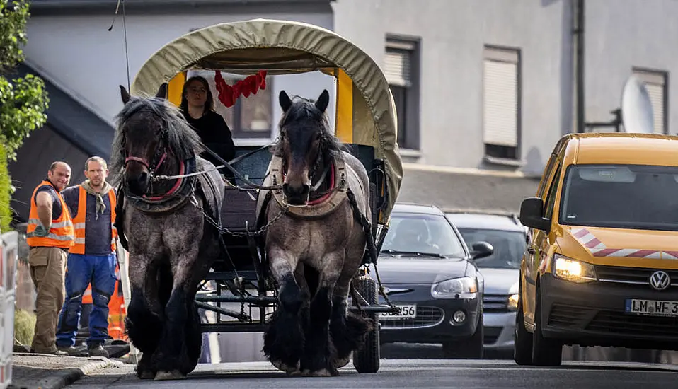 German Woman Swaps Suv For Real Horse Power To Save Money On Work Commute