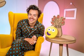 Harry Styles Wears Spotted Pyjamas To Read His Cbeebies Bedtime Story