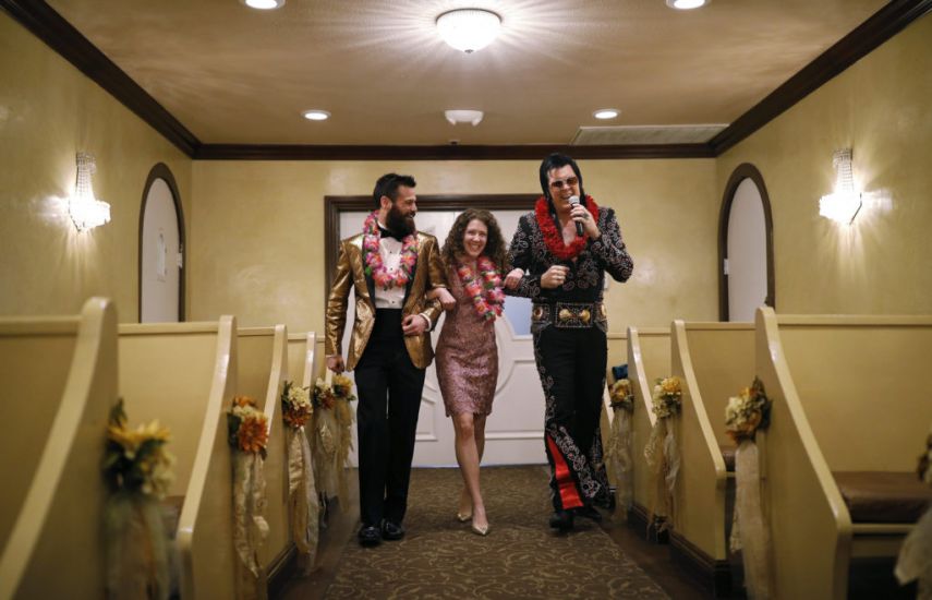 Las Vegas Wedding Chapels Told To Stop Using Elvis Impersonators In Ceremonies