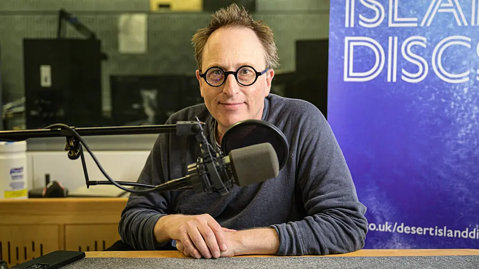 Jon Ronson On His Former Rivalry With Fellow Documentary-Maker Louis Theroux