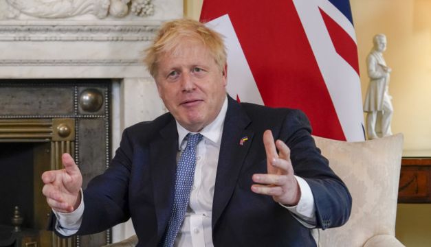 Boris Johnson Survives Confidence Vote But 148 Mps Refuse To Back Him