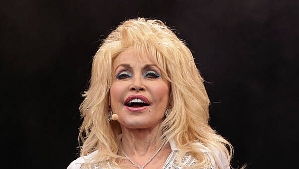 Waterford News and Star — Dolly Parton's book to be adapted by Reece Witherspoon's production company - Vimarsana News