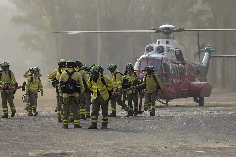 Spain Evacuates 2,000 People As Crews Race To Check Wildfire