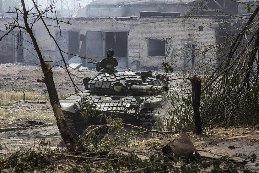 Key City’s Fate In Balance As Fighting Rages In East Ukraine