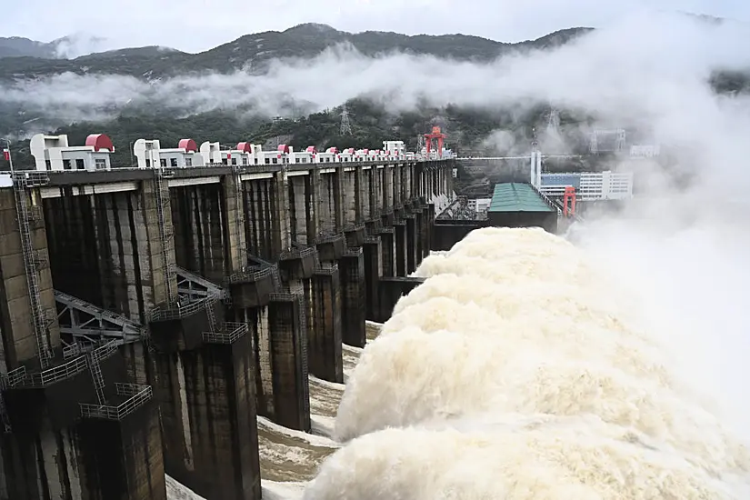 Six Dead In China As Rain Triggers Landslides And House Collapse