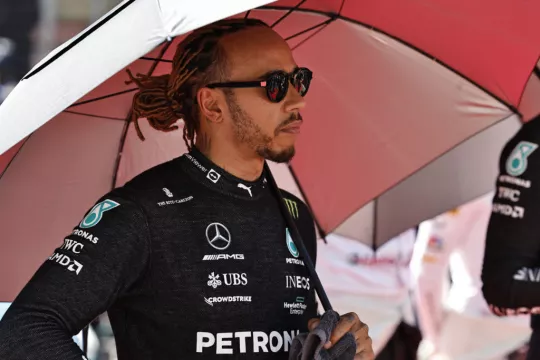 Lewis Hamilton Wasn’t Exaggerating Back Problems In Baku – Daniel Ricciardo
