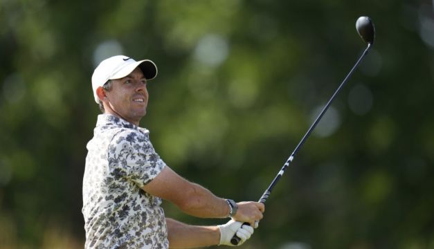 Rory Mcilroy Shows Frustration After Stroke Of Bad Luck At Us Open