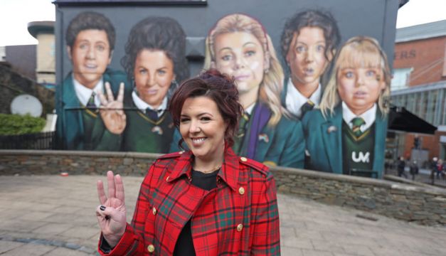 Derry Girls Creator Lisa Mcgee Proposed For Freedom Of The City