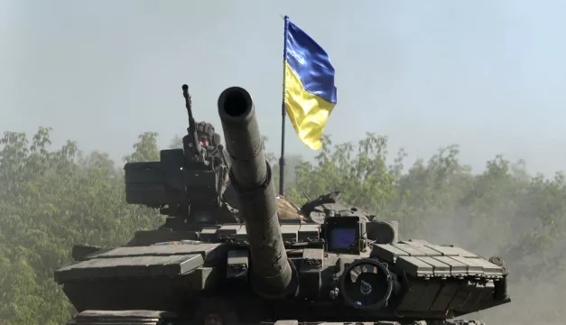 Ukraine Set To Leave Ruined Sievierodonetsk As Russians Close In
