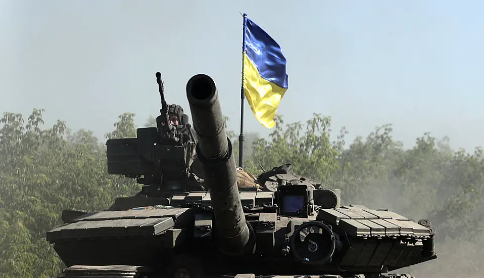 Ukraine Set To Leave Ruined Sievierodonetsk As Russians Close In