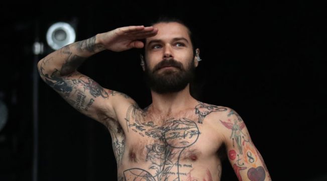 Biffy Clyro Frontman ‘Proud’ To Be Awarded Honorary Degree