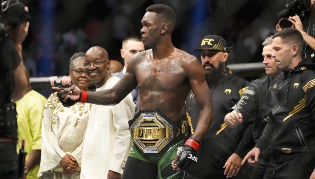 Israel Adesanya Defends Middleweight Title With Win Over Jared Cannonier