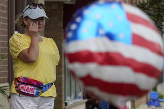 Six Dead In Shooting At Chicago July 4 Parade