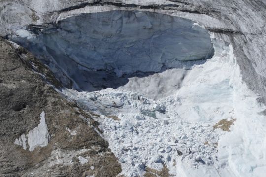 Body Parts Found On Italian Glacier After Deadly Avalanche