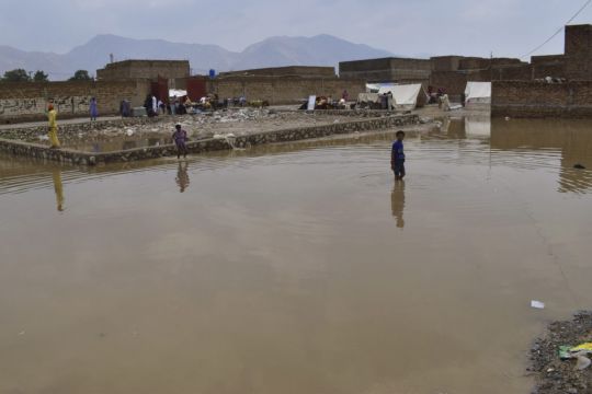 Officials: Heavy Rain Leaves 17 Dead Over Three Days In Pakistan