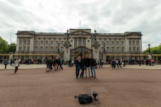 Man Charged With Trespassing In Grounds Of Buckingham Palace