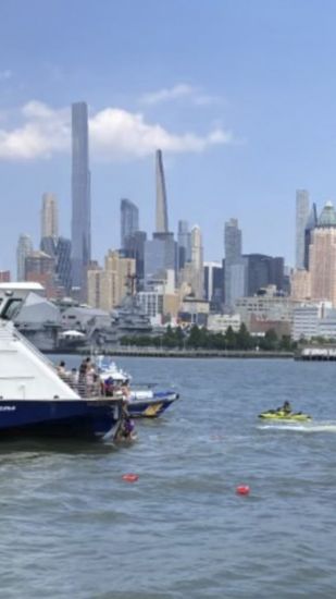 Woman And Child Killed As Boat Capsizes In New York City’s Hudson River