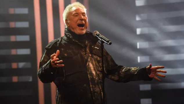 Tom Jones Denies Reports He Collapsed Ahead Of Budapest Concert
