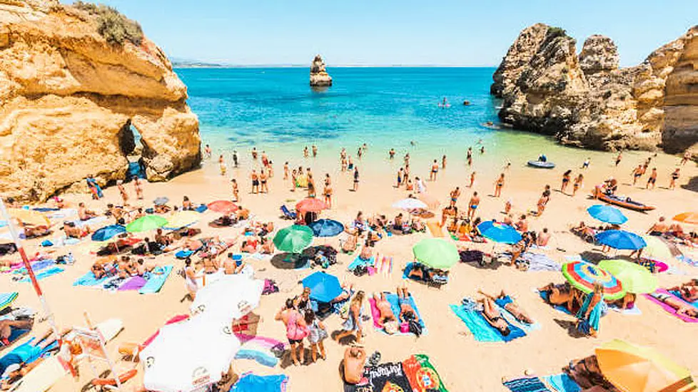 Irish Tourists Evacuated In Portugal As Temperatures To Exceed 40 Degrees