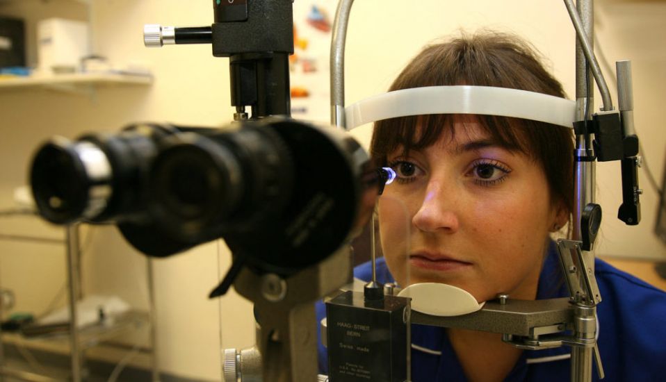 New Grants Of Up To €1,000 For Medical Contact Lenses