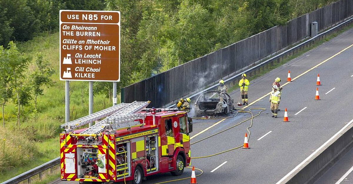 Passengers get lucky escape after car burst into flames on Clare motorway