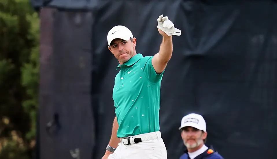 Rory Mcilroy Roars Into Share Of Open Lead At St Andrews