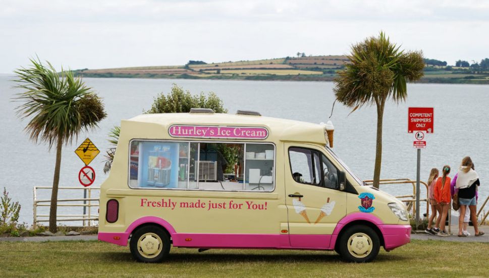 Warring Ice-Cream Salesmen Agree To Freeze Row During Summer Months