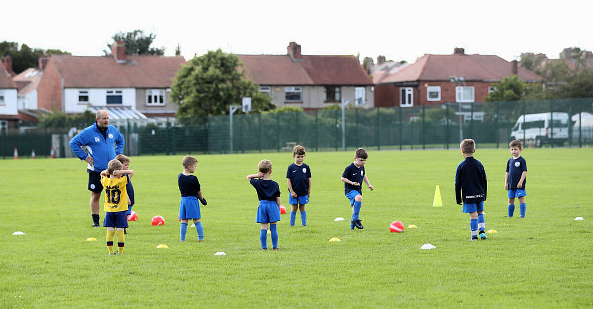 Soccer and dementia: heading must be banned until the age of 18