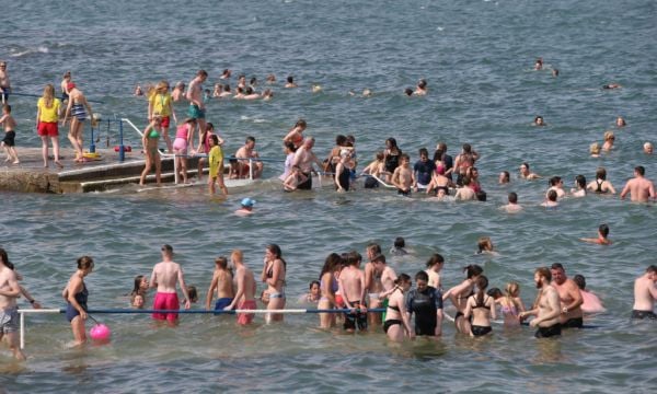 Met Éireann Issues Advisory Warning For Warm Weather As Heatwave Expected