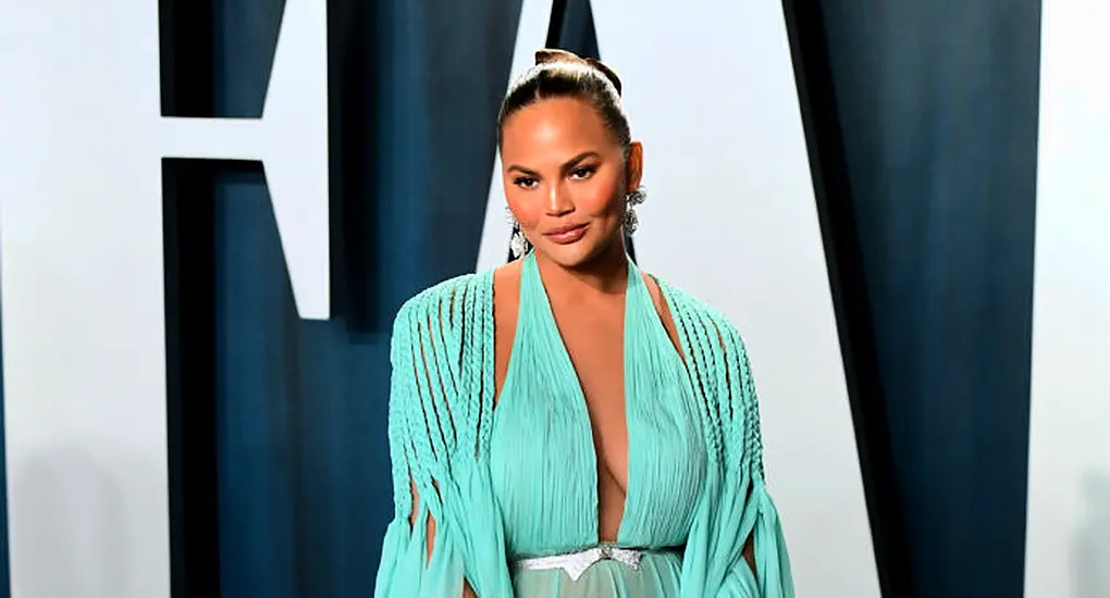 Chrissy Teigen Marks One Year Of Sobriety In Honest Post About Her Drinking Days