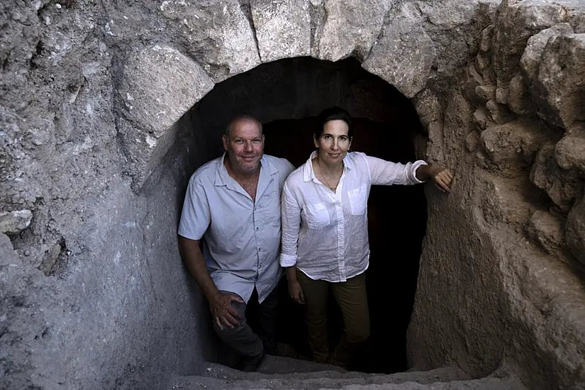 Lift Project In Old Jerusalem Leads To Surprising Finds