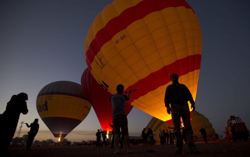 Egypt Resumes Hot Air Ballooning Over Luxor After Minor Crash