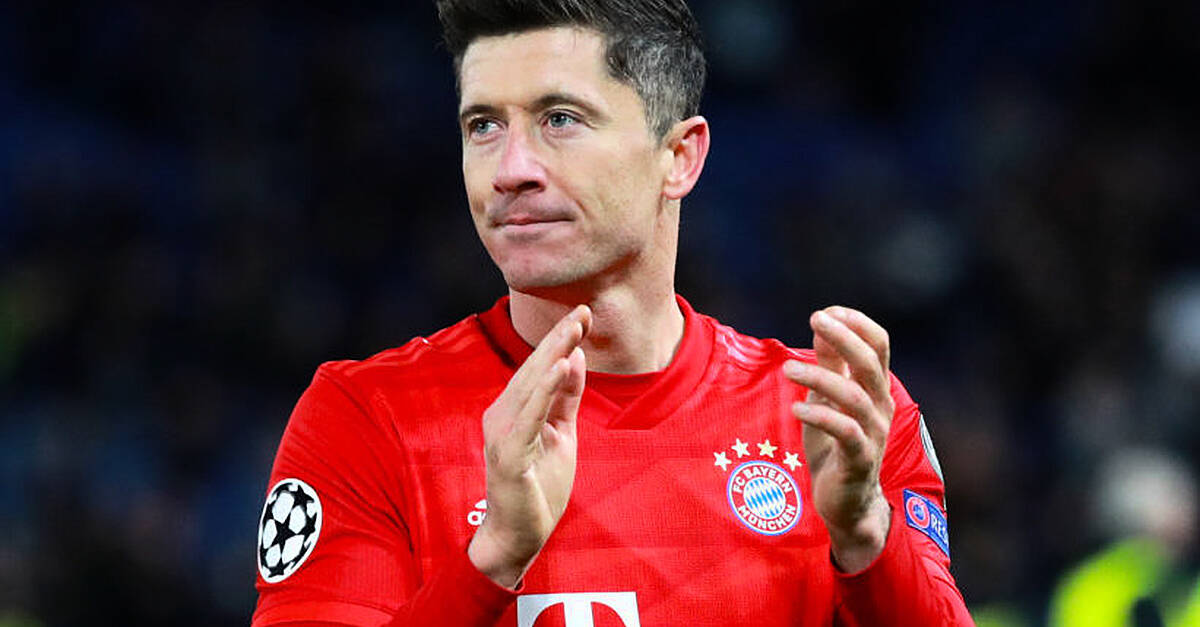 Robert Lewandowski Completes Barcelona Move As Club Confirm €50m Deal 1672