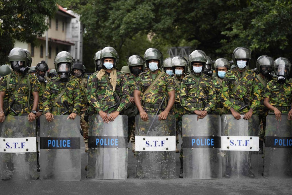 İnsan hakları grupları Sri Lankalı protestoculara yönelik 'utanç verici' muameleyi kınadı