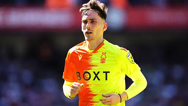 James Garner Hoping For Manchester United Chance Under Erik Ten Hag