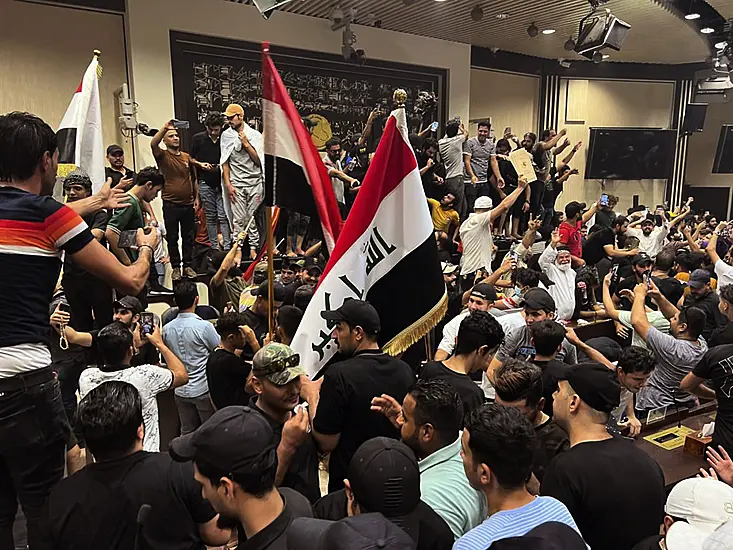 Followers Of Cleric Enter Iraqi Parliament In Show Of Force