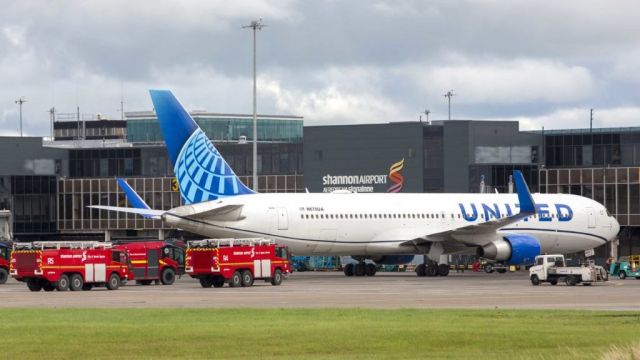 Jet Makes Emergency Landing In Shannon After 'Fumes In The Cabin'