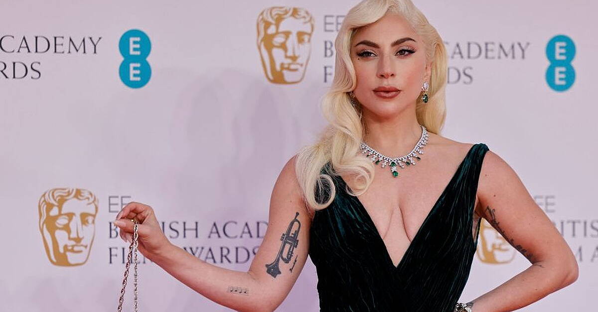 Lady Gaga makes surprise appearance at U2's Las Vegas show - Vimarsana News
