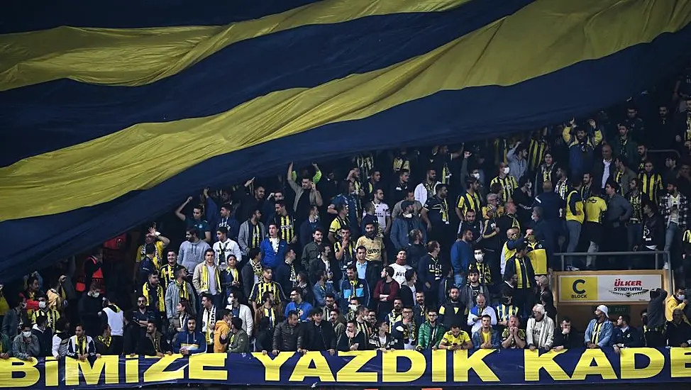 Fenerbahce Given One-Game Partial Stadium Closure After Putin Chants