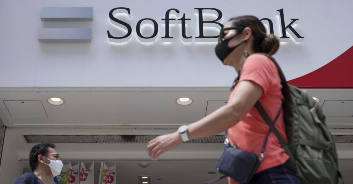 Japan Tech Giant SoftBank Posts $23bn Quarterly Loss