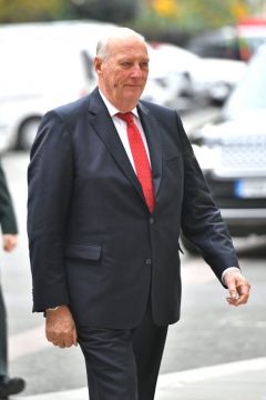 King Harald of Norway tests positive for COVID-19