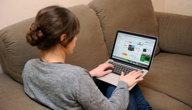 Online Spending Falls By 17% In Second Quarter Of Year