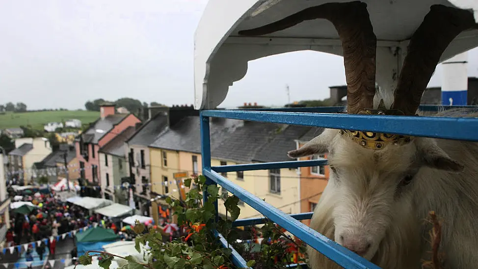 King Puck Removed From 50Ft Structure Due To Intense Heat