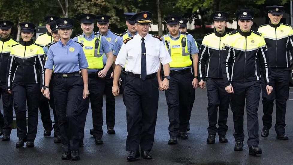 Gardaí Begin Wearing New Uniforms From Today