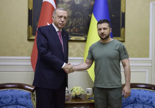 Ukraine’s Zelenskiy Hosts Talks With Un Chief And Turkey Leader