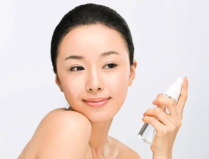 Seven Reasons To Add A Face Mist To Your Daily Routine