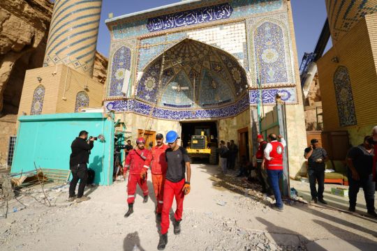 Landslide At Shiite Shrine In Iraq Kills Eight